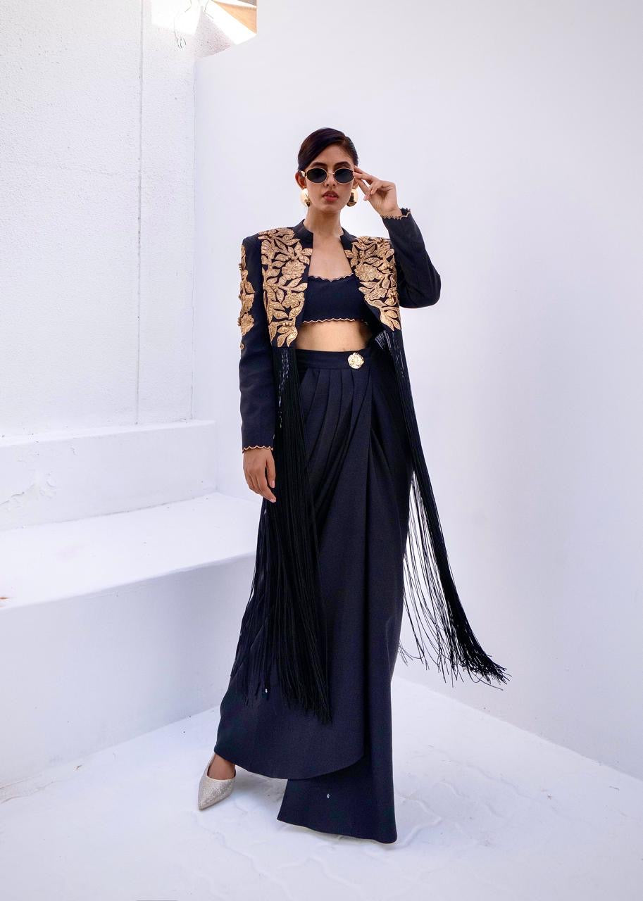 LAZIA gold fringe set