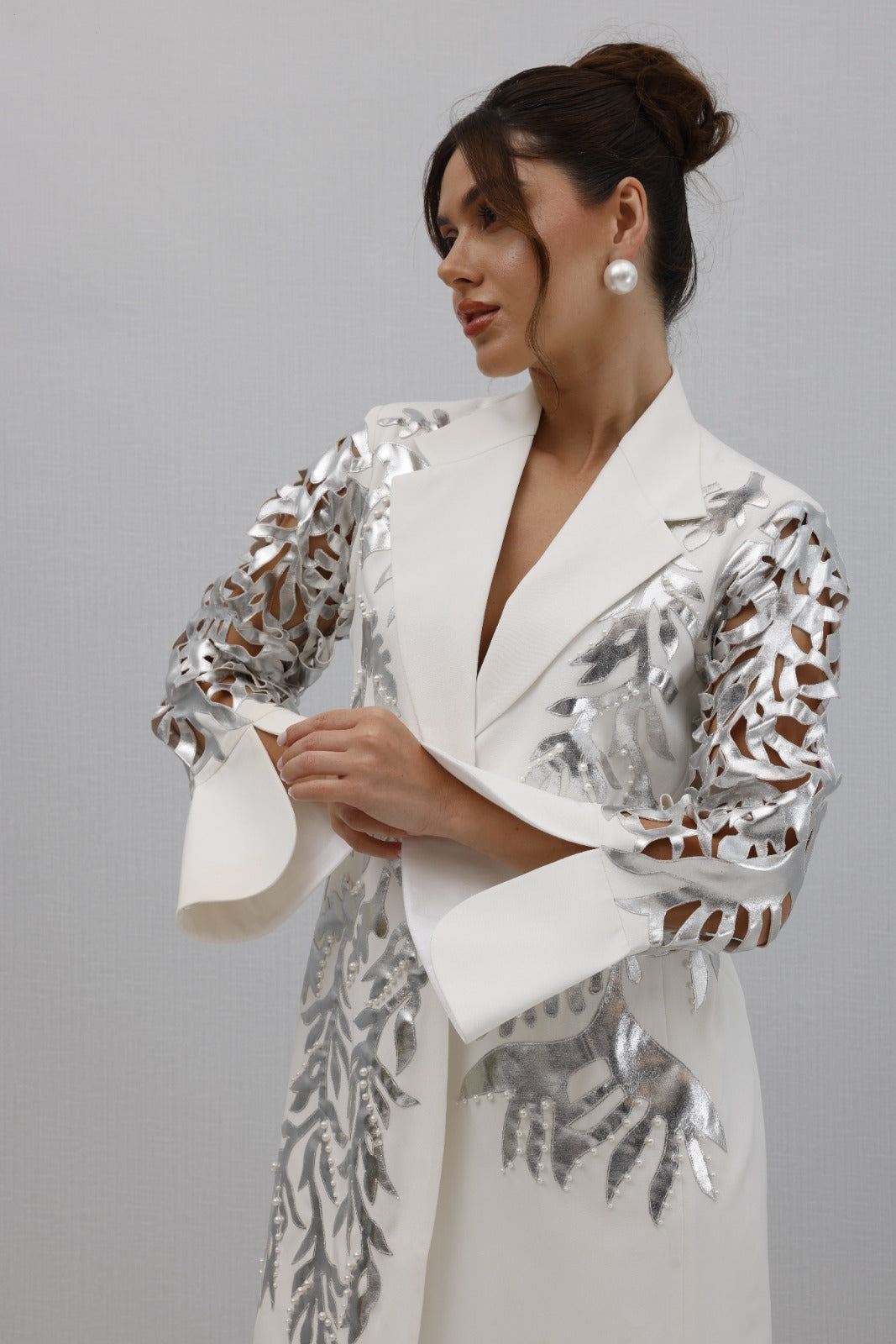 ABIRA Embroidered Jacket And Pant