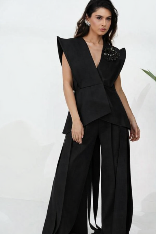 MUNA Structured jacket set