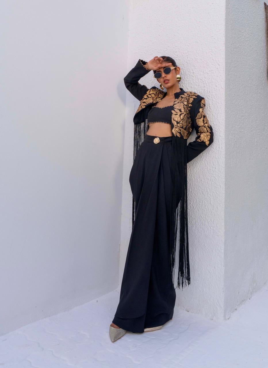 LAZIA gold fringe set