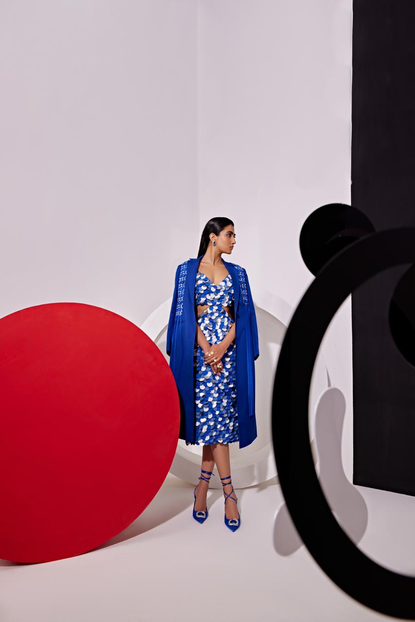 DISCO Circle Applique Side Cut Out Dress