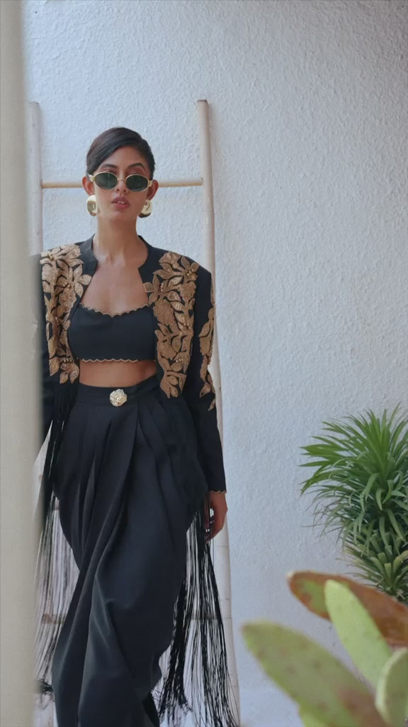 LAZIA fringe jacket & drape skirt
