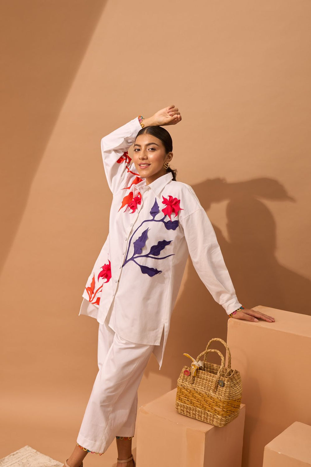 BOTANY 3D Appliqué Shirt