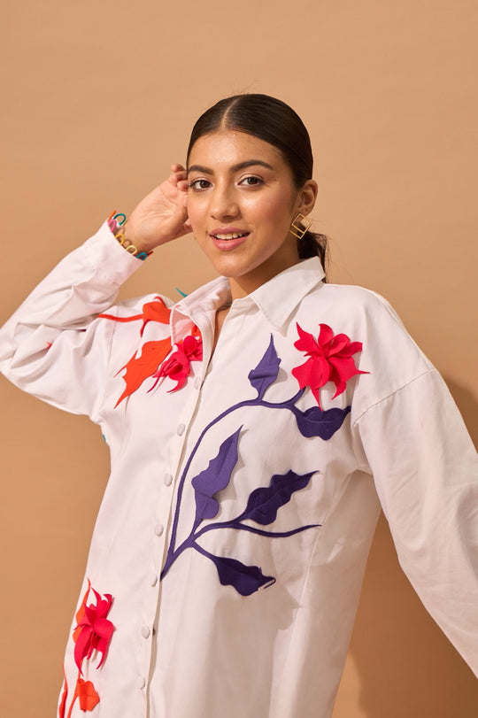 BOTANY 3D Appliqué Shirt